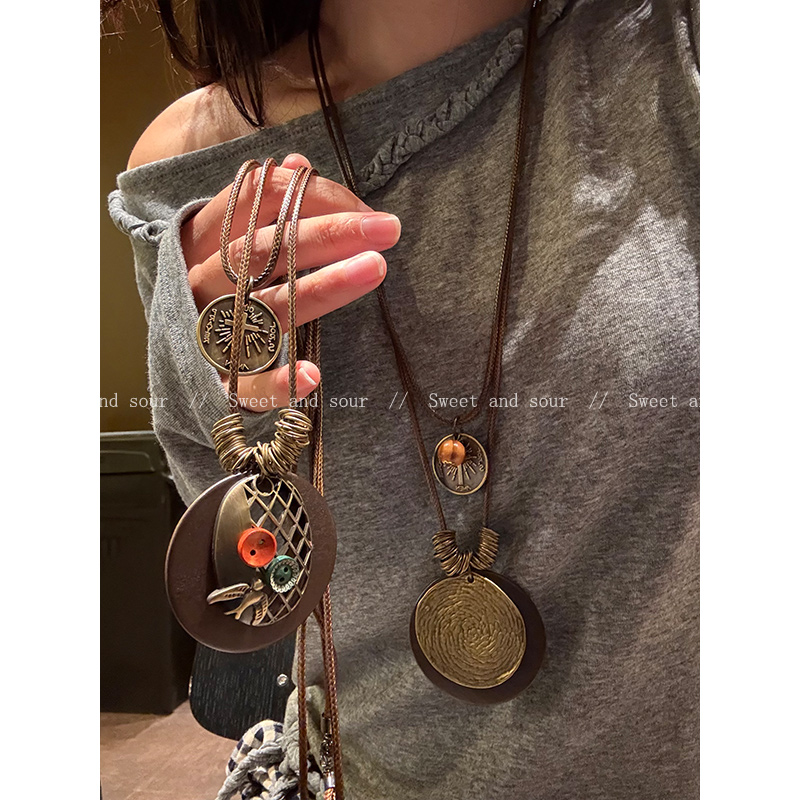 波西米亚异域民族风吊坠项链复古设计感小众木头秋冬毛衣链锁骨链