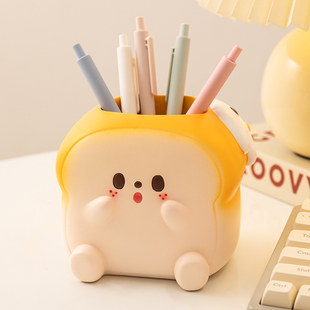 卡通吐司笔筒学生桌面摆件收纳盒办公室装饰品实用女生生日小礼物