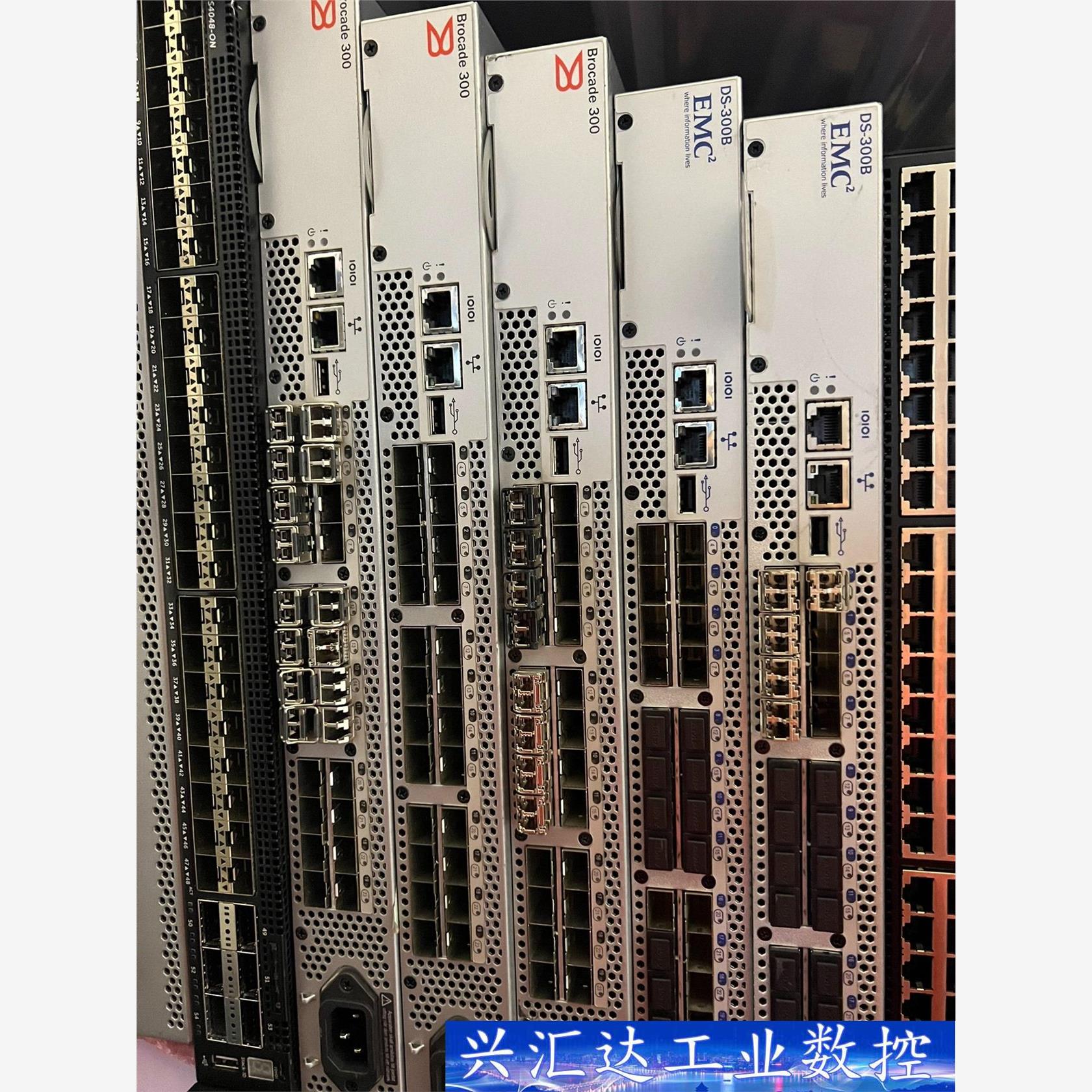 DS-300B光存储交换机博科EMC  询价下单
