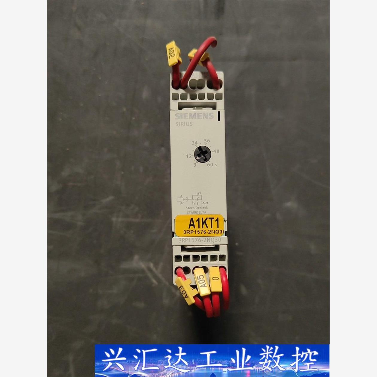 西门子时间继电器3RP1576-2NQ30  拆机如图,功能  询价下单
