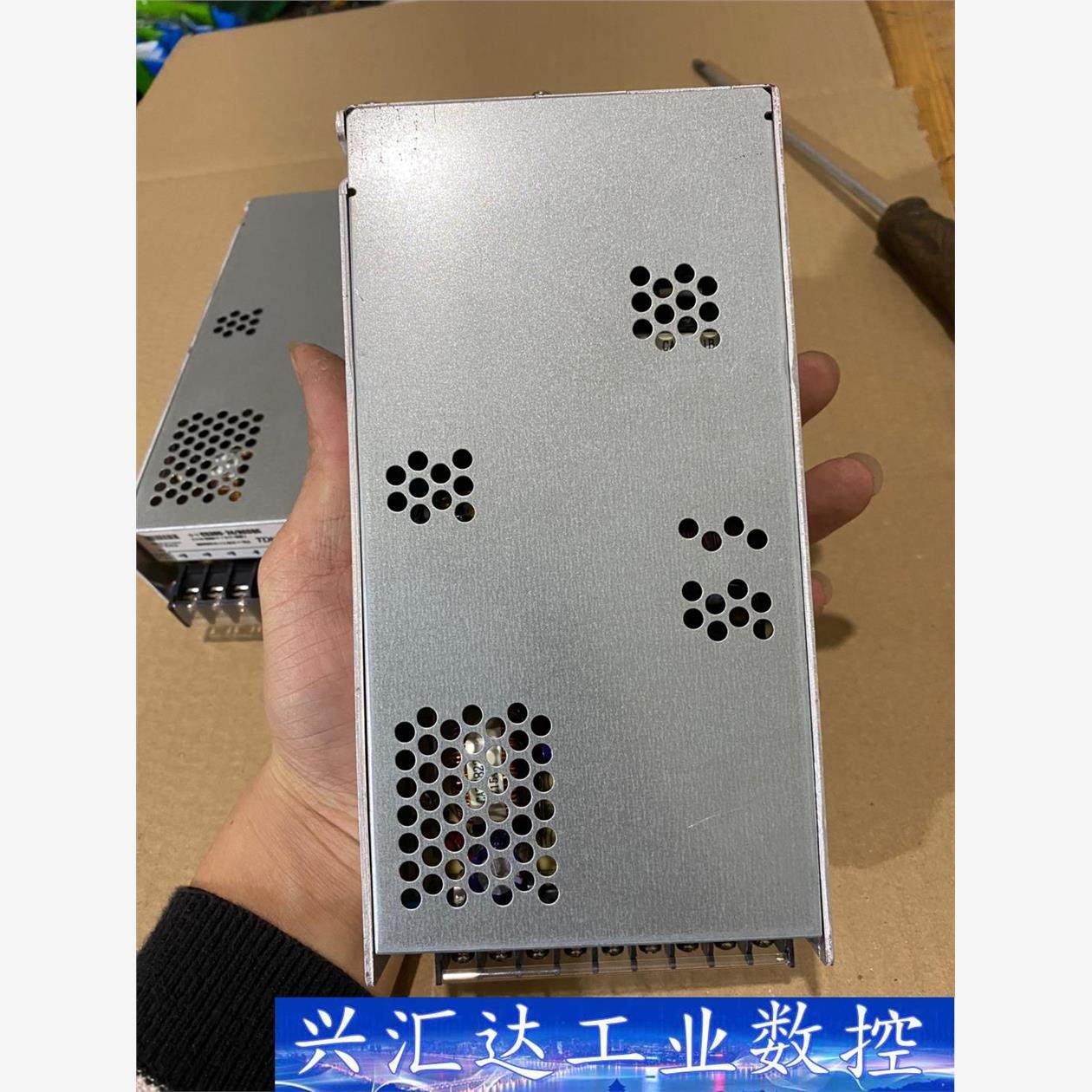 两个TDK-Lambda SWS300A-24 24V 13  询价下单