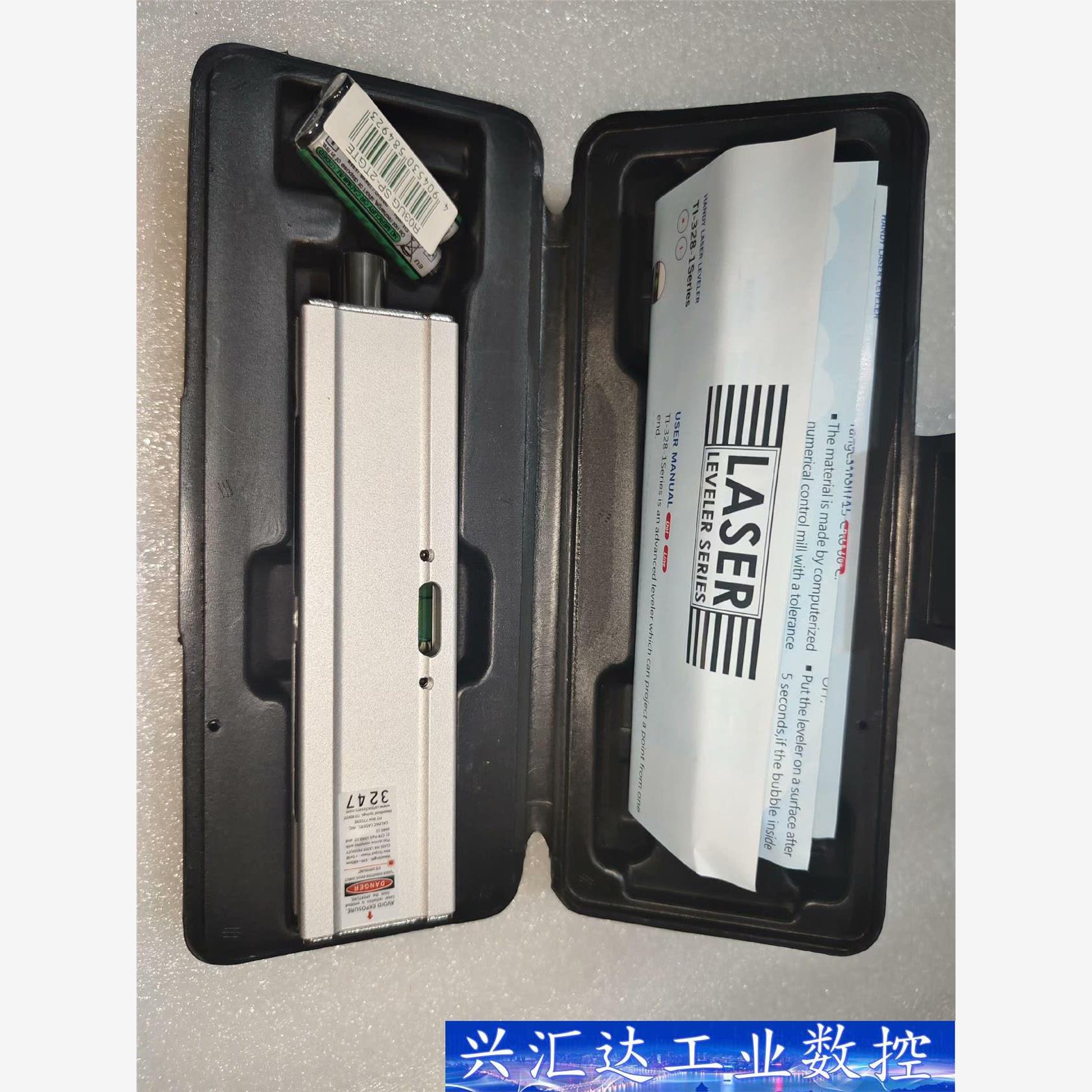 全新带包装CP-TI-328-4D手持式激光矫平仪一台，台湾  询价下单