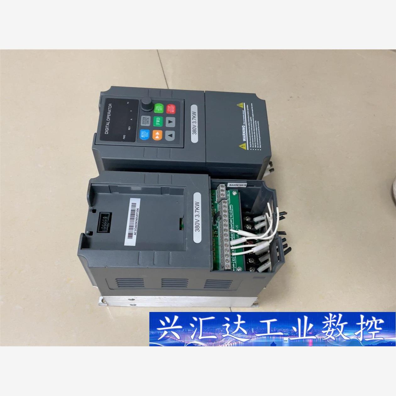 PL1000D-4T0037L 拆机3.7千瓦变频器两个，一  询价下单