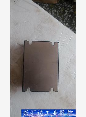 拆机件二手SGEC新佳三相固态继电器 SGT4044ZD3。  询价下单