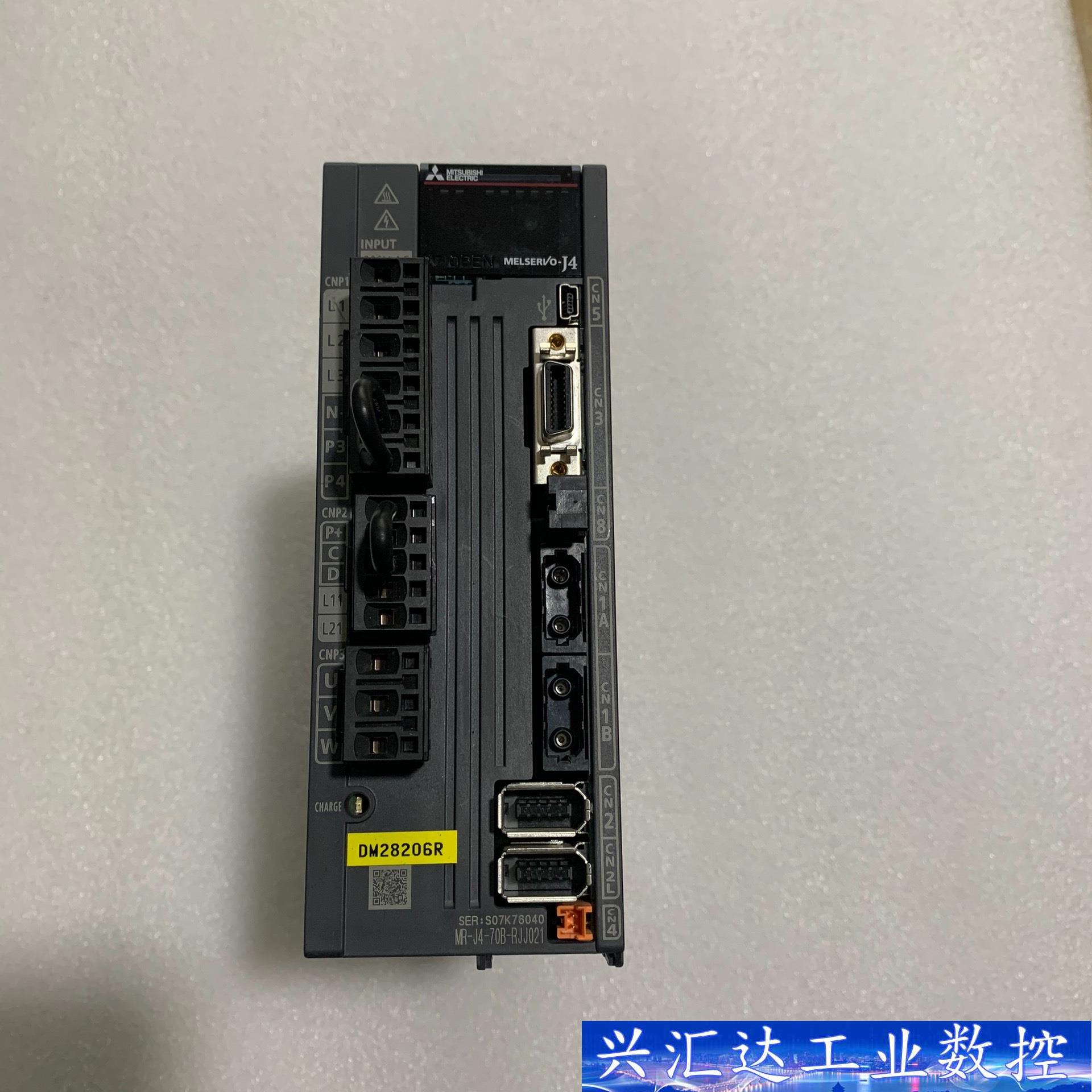 MR-J4-70B-RJJ021拆机三菱驱动器，成色如图，拍 议价商品