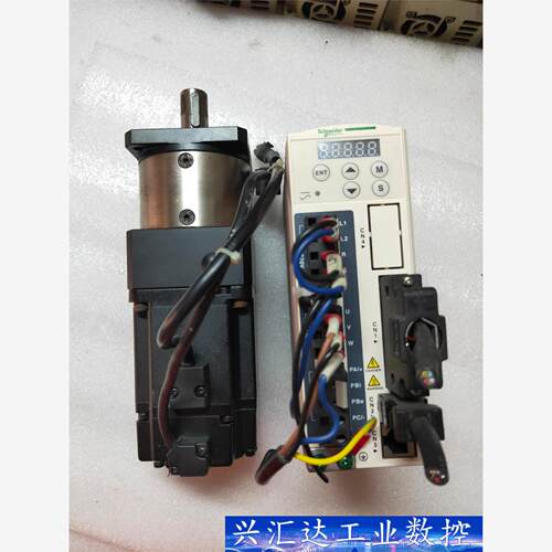 施耐德伺服电机驱动一套LXM23DU04M3X  BCH08 议价商品