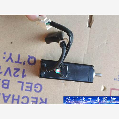 SGMM-A3C3SD11安川伺服电机，30W。成色很好，功  询价下单