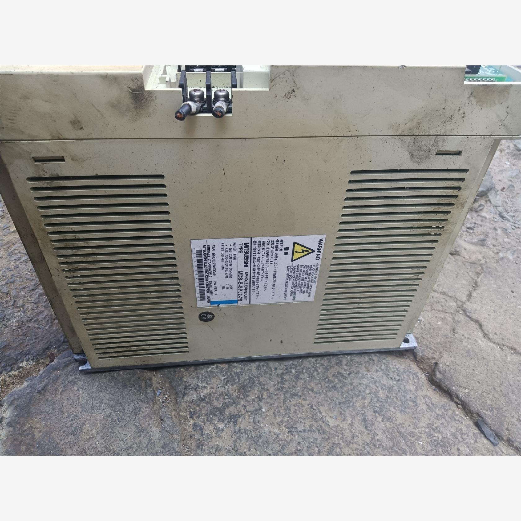 三菱主轴驱动器MDS-B-SPJ2-55，MDS-B-SPJ