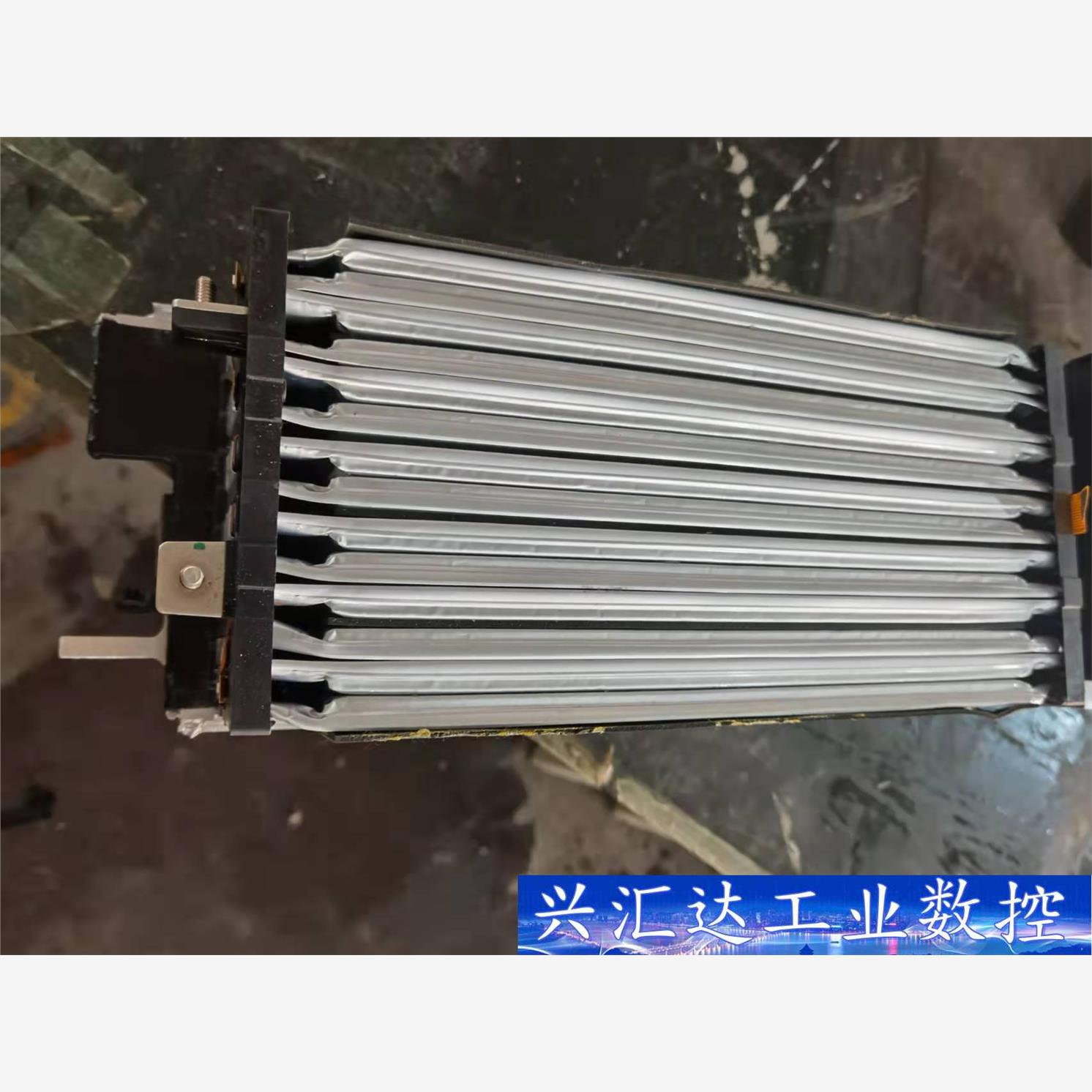 万向a123高倍率电芯  31ah磷酸铁锂软包  厚度9.8  询价下单