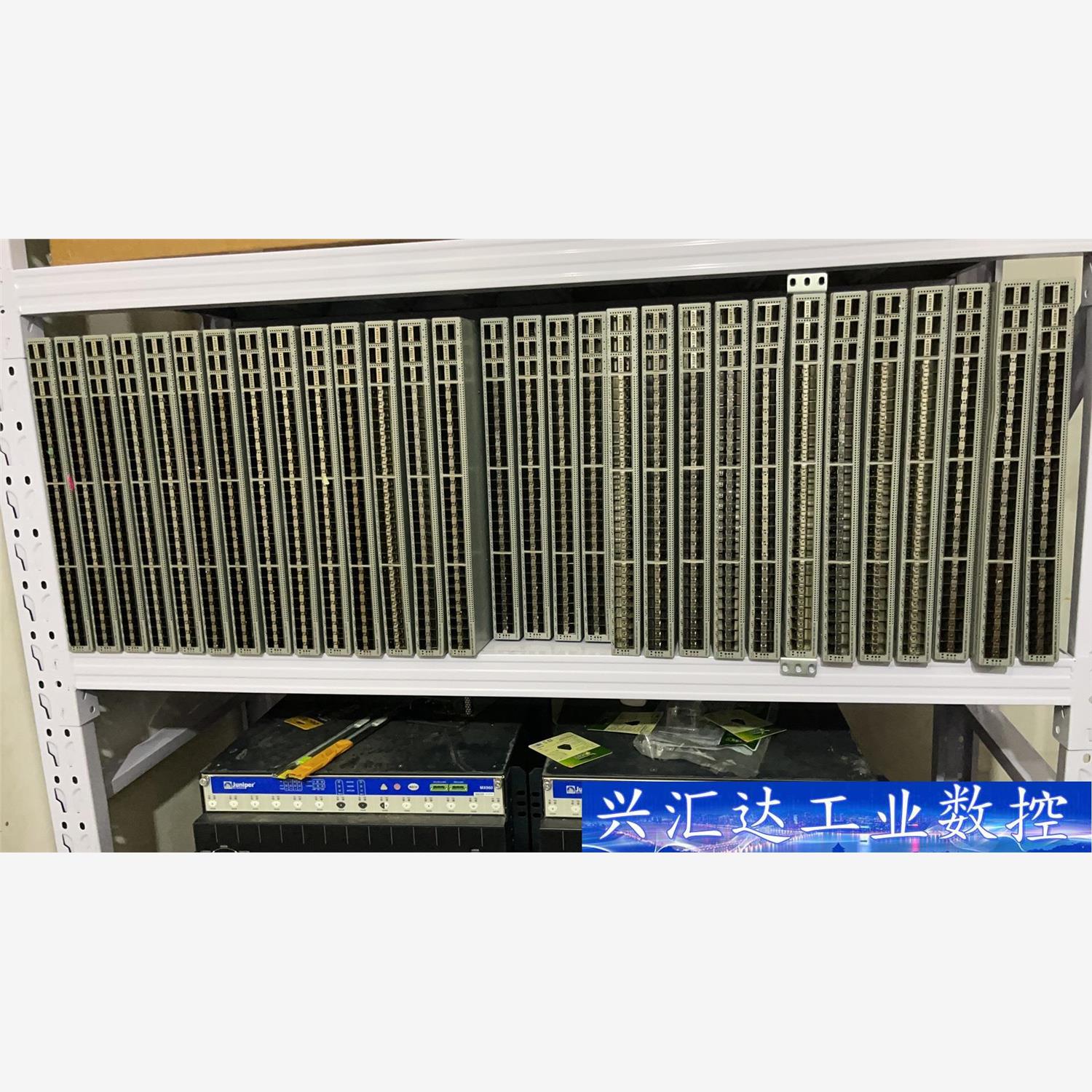 Cisco 思科二手现货 C9500-16X-A  成色还行  询价下单