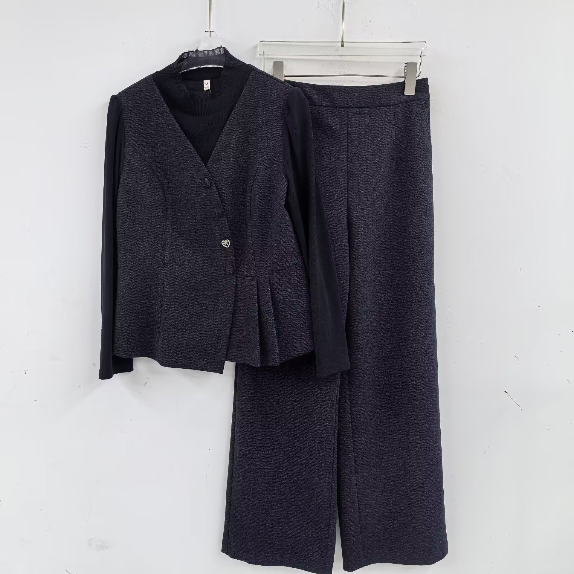 FCLF62317春装2026时尚V领马甲长袖打底衫阔腿裤女新款三件套套裤,女装/女士精品,时尚套装,淘宝优惠券,粉丝福利购,淘宝优惠卷