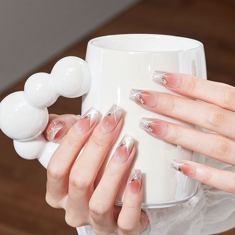 穿戴甲纯手工美甲2026新款高级感黄黑皮显白新娘拍婚纱照指甲贴片