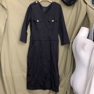 百搭连衣裙女裙子w51 时尚 伊华欧秀专柜撤柜2025新款 女装