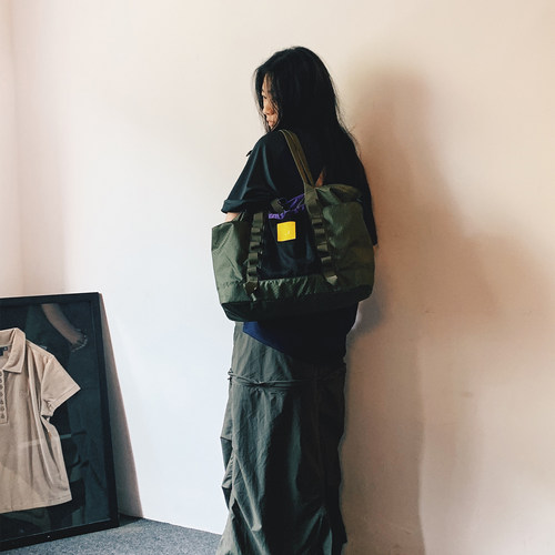 OFFWINTER航空系列X魔女多功能托特包户外撞色手提斜挎徒步电脑包
