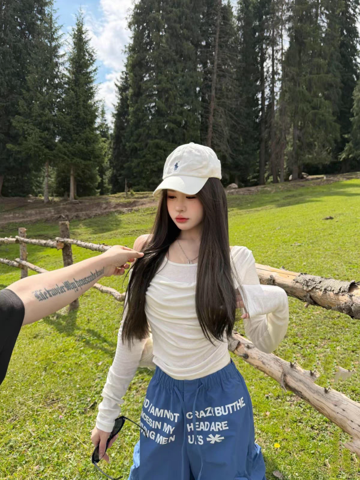 MH家 2026秋季新款韩版时尚百搭显瘦设计感假两件露肩长袖T恤女