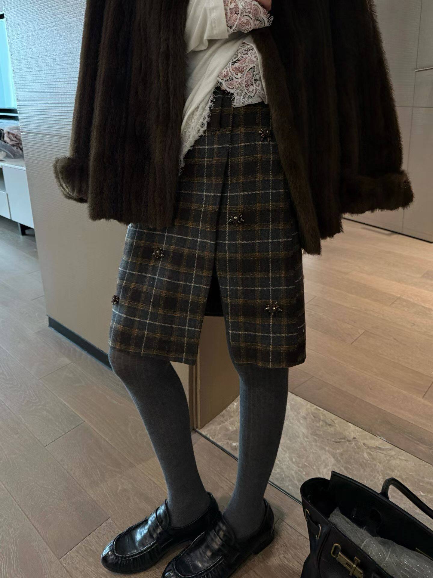 MH家 复古画报 钉珠格子羊毛中裙女秋冬季侧开叉显瘦包臀半身裙