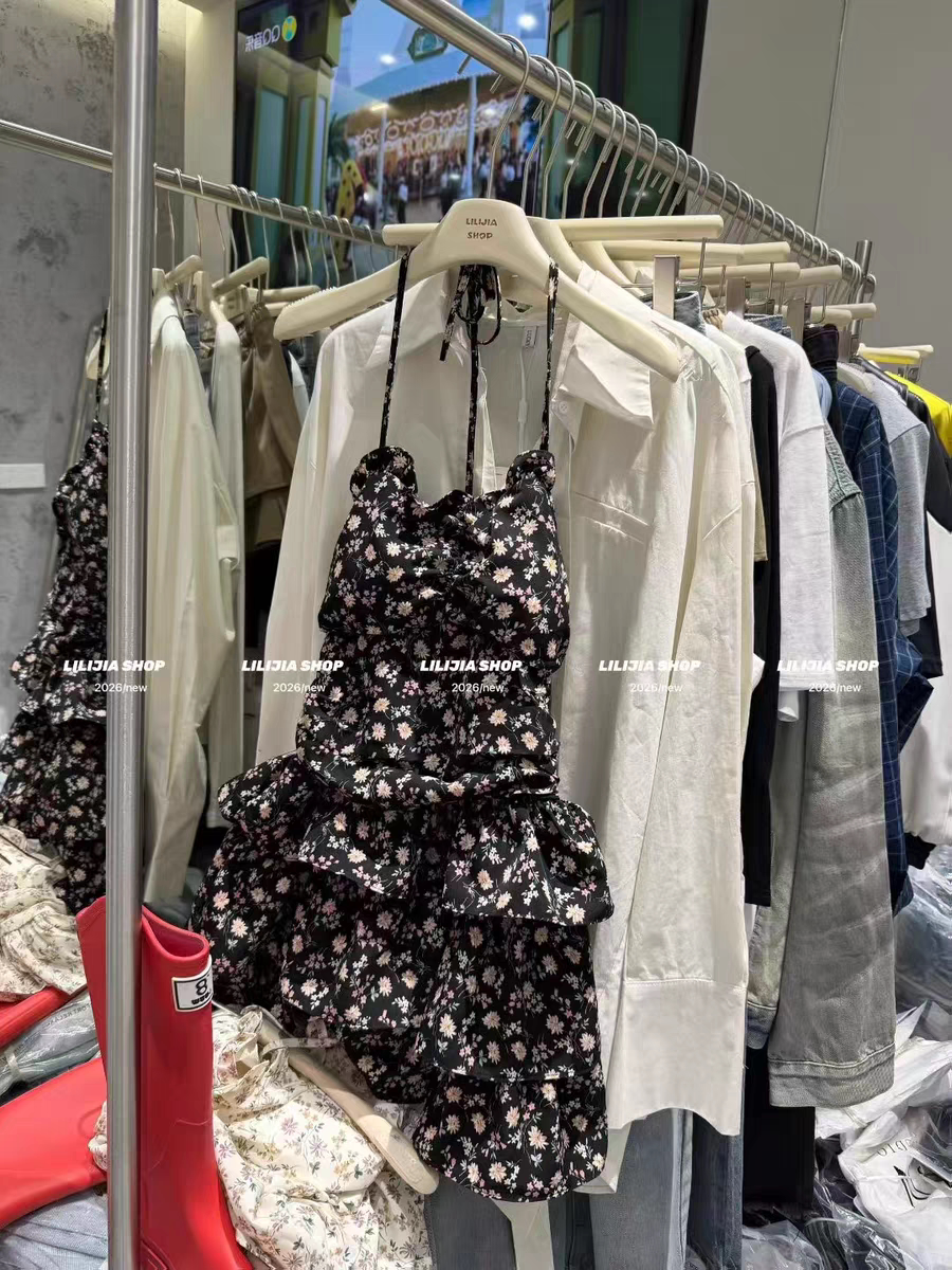 MH家 韩国东大门2026韩版时尚百搭显瘦碎花挂脖吊带抹胸连衣裙