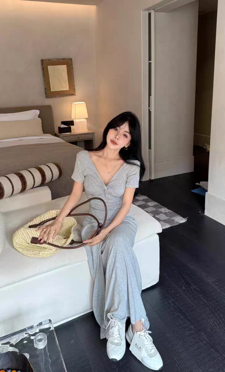 MH家 韩国东大门2025春夏百搭显瘦连衣裙女设计感小众长裙子ins