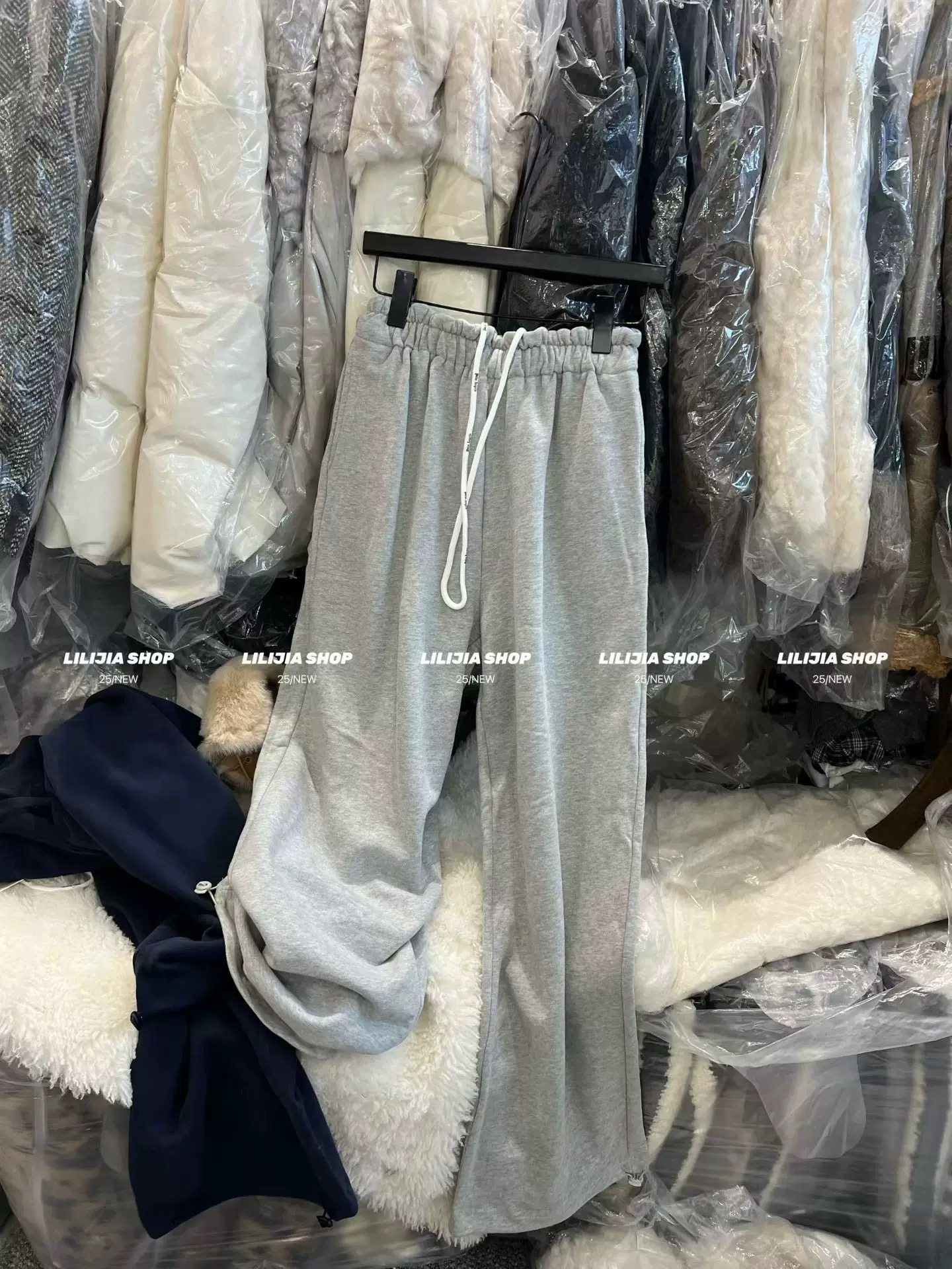 2025冬韩版时尚百搭显瘦加绒加厚下摆抽绳设计感小众卫裤,女装/女士精品,卫裤,淘宝优惠券,粉丝福利购,淘宝优惠卷