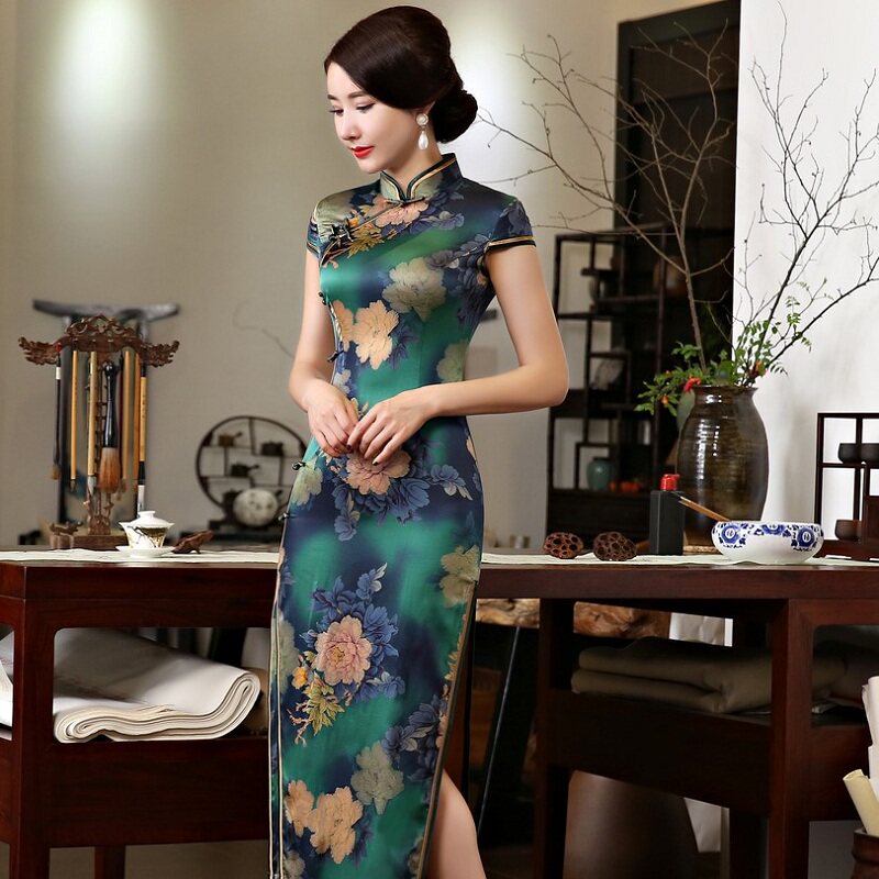 蚀骨2026年轻款改良新中式国风旗袍连衣裙轻奢高级感性感女人味夏