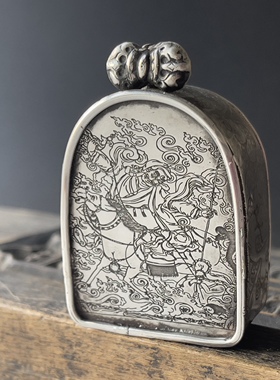 尼泊尔纯银紫玛护法嘎乌盒