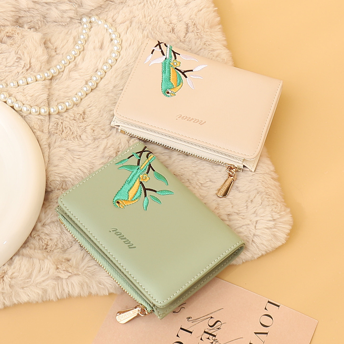 钱包女2026新款小巧精致短款卡包小清新国风刺绣手拿包拉链零钱包