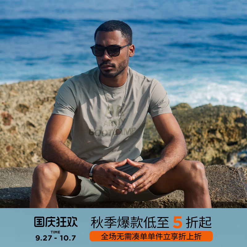 系列复古标语字母印花短袖