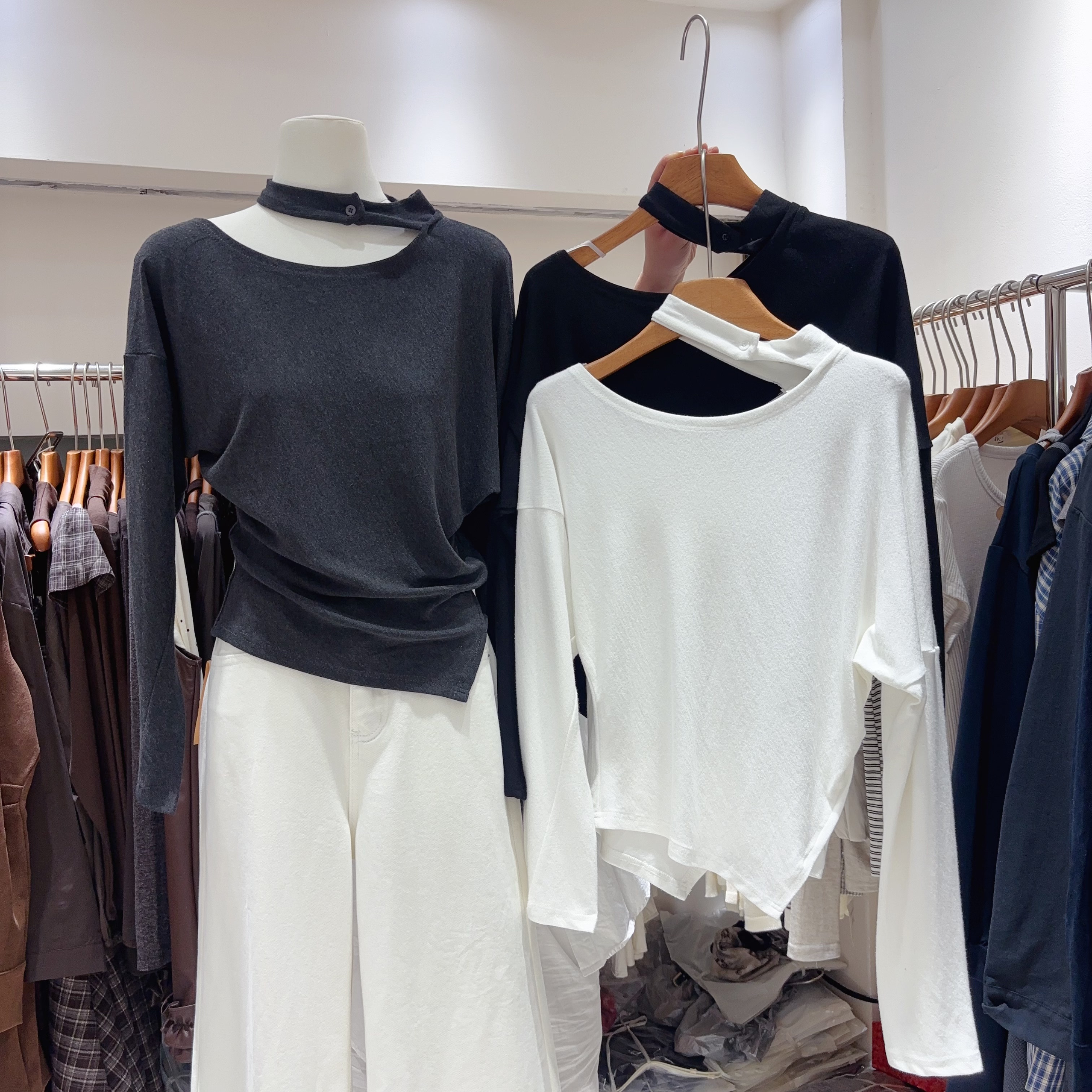 韩风宽松显瘦长袖打底蝙蝠衫