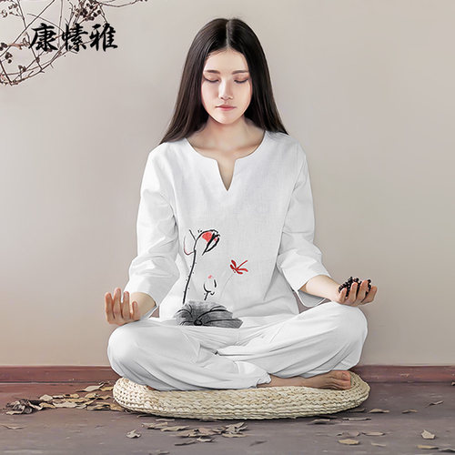 宽松版型，舒适无束缚；水墨印花，国粹禅风