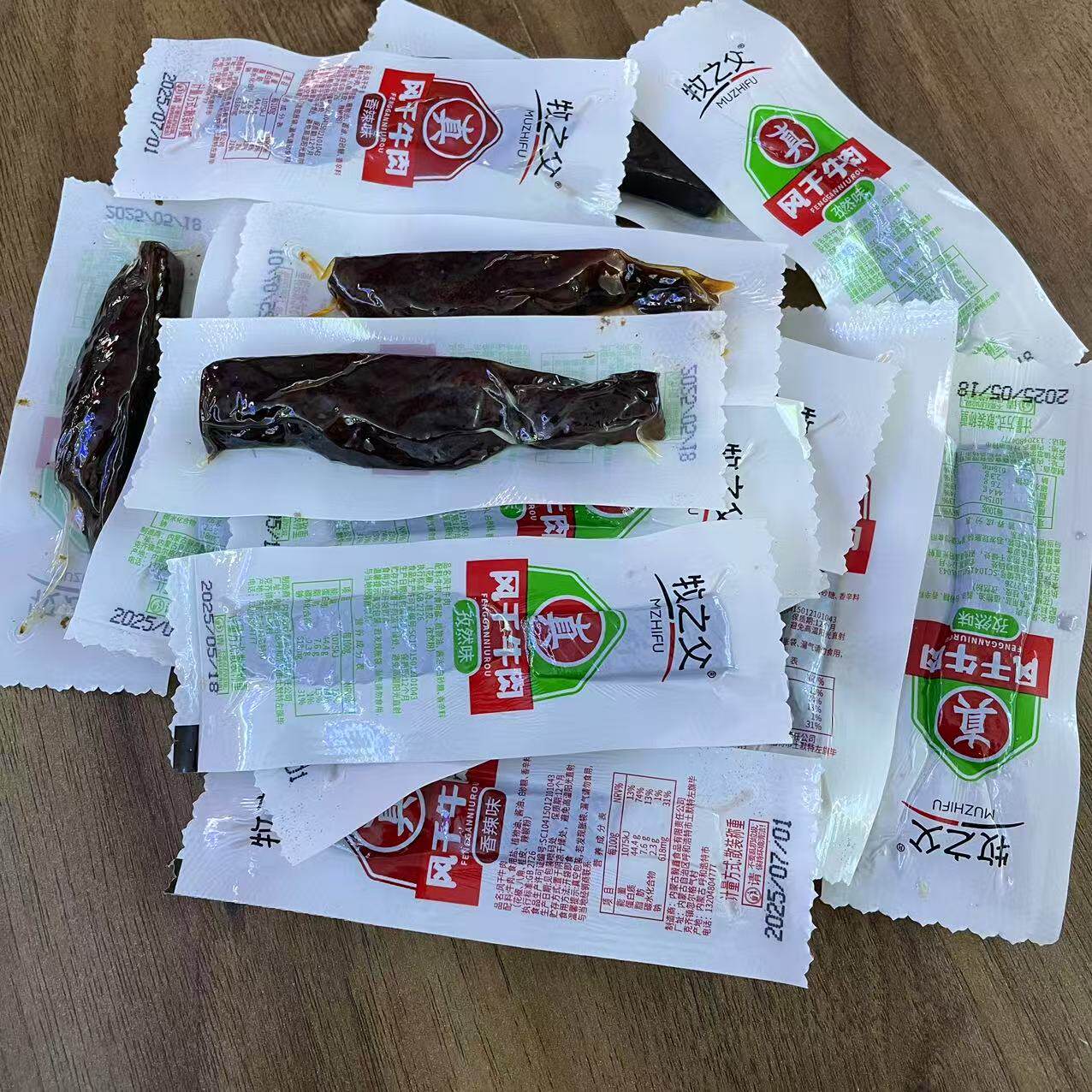 牧之父风干牛肉散装称重1斤约28根内蒙特产儿童零食内蒙牛肉干