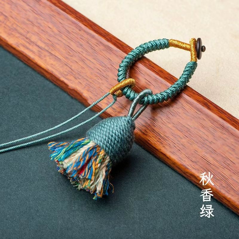 汽车钥匙扣 藏式编绳 高级感藏式风配饰钥匙扣包挂压襟挂件厂家