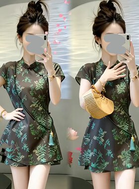 绿色显瘦洋气两件套上衣搭配短裤
