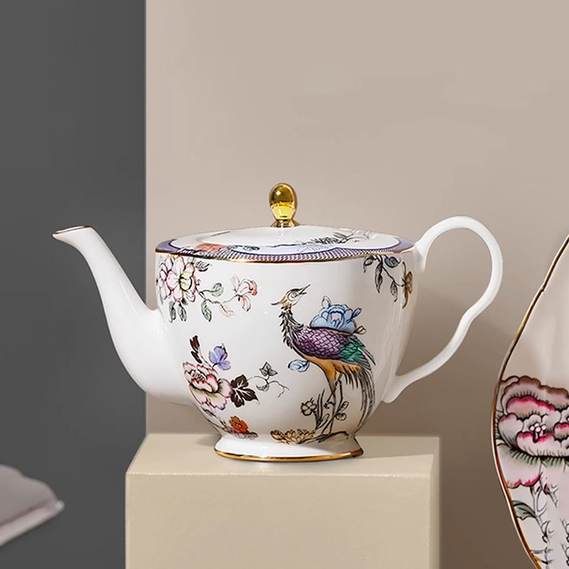 WEDGWOOD幸运彩雀茶壶杯碟套装