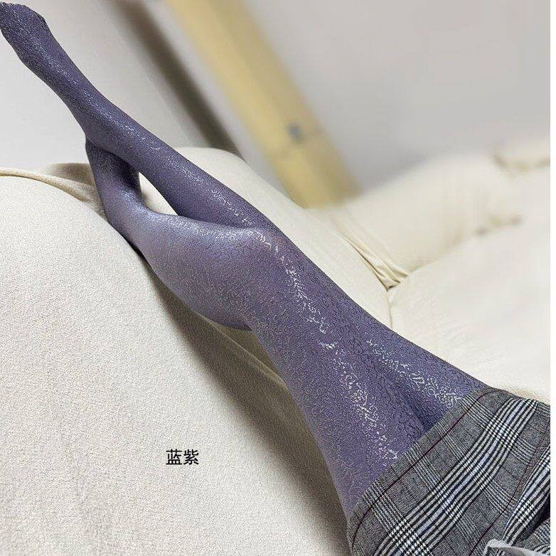 120D春秋连脚袜复古图腾天鹅绒