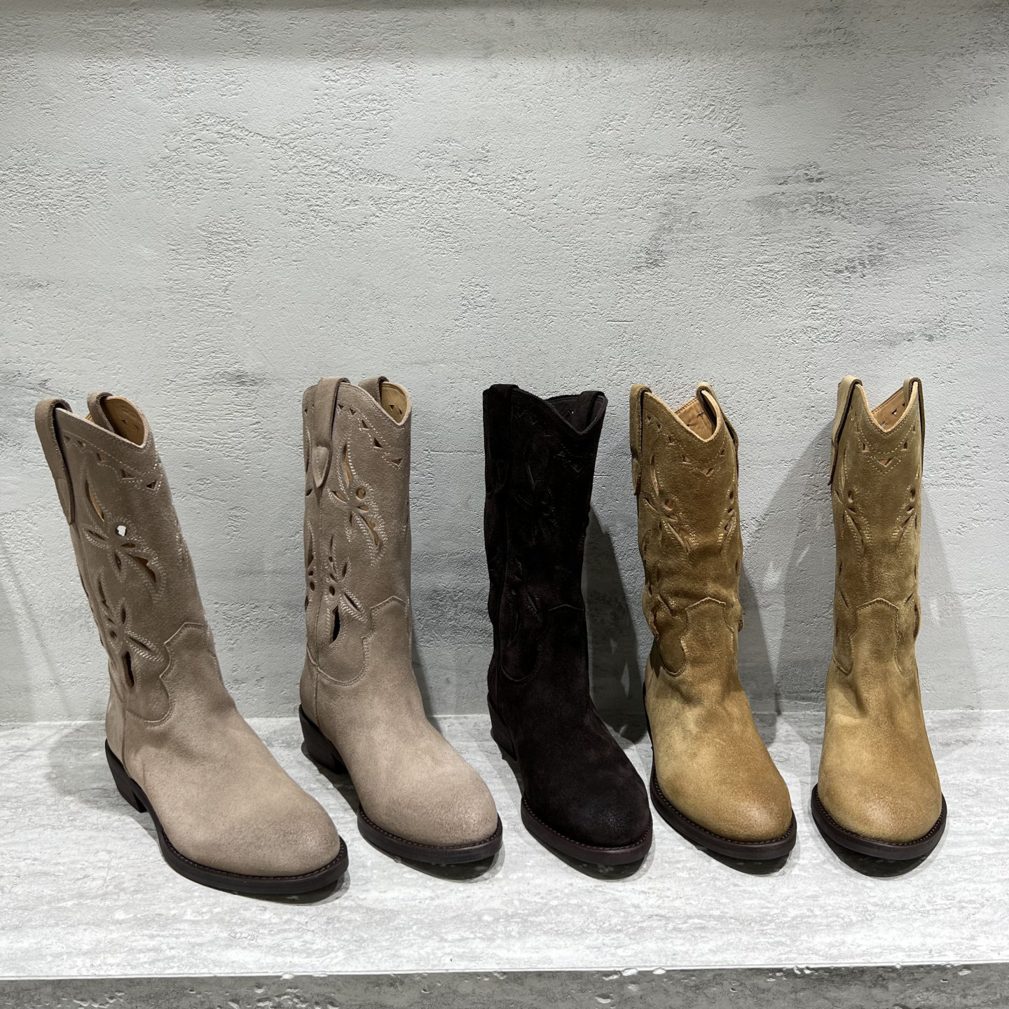 欧洲站先锋名典女鞋2025秋季新款欧货磨砂皮粗跟中筒靴套筒时装靴,女鞋,时装靴,淘宝优惠券,粉丝福利购,淘宝优惠卷