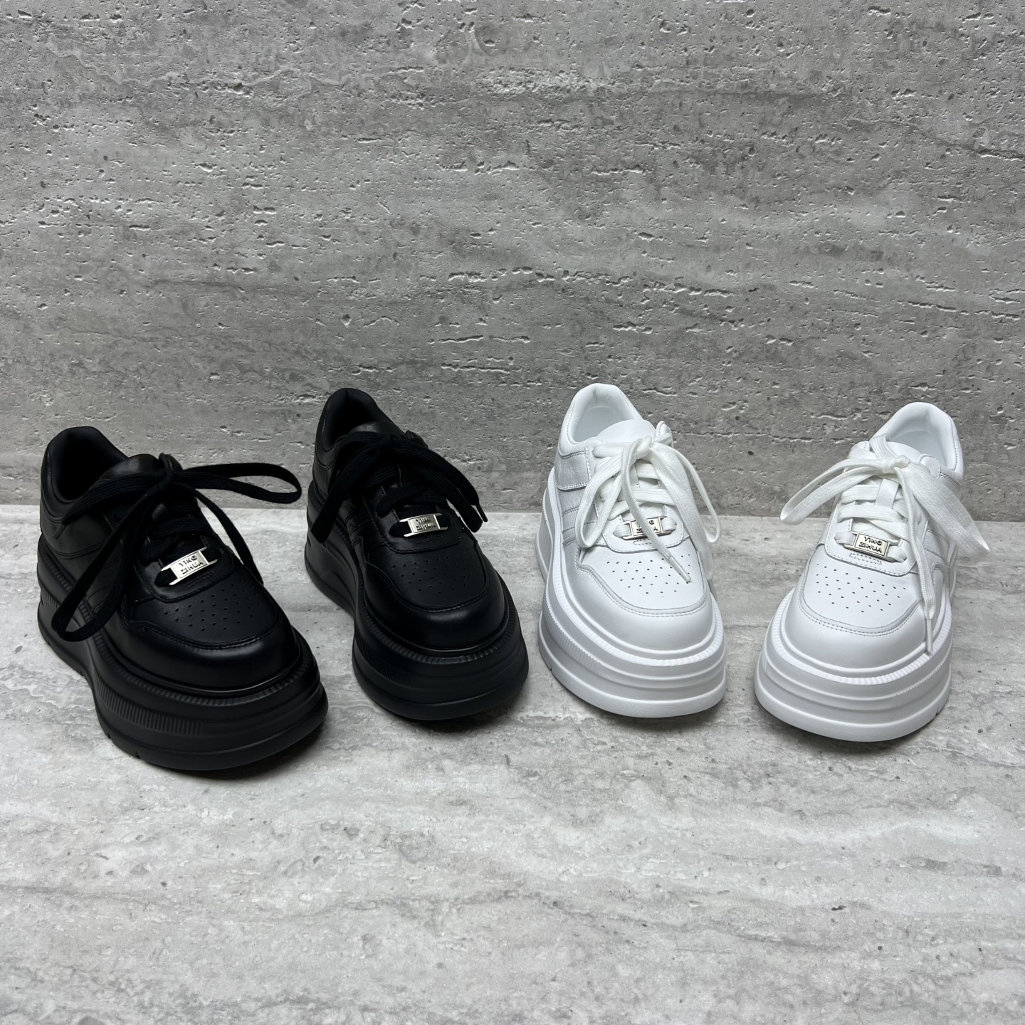 真皮厚底松糕鞋系带圆头小白鞋女