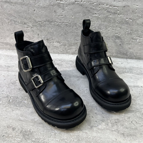 真皮皮带扣魔术贴马丁靴时尚短靴