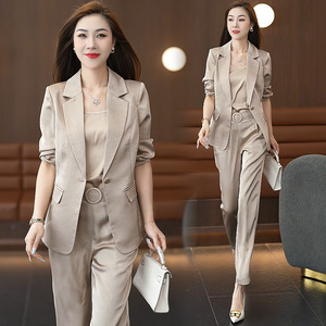 西装套装女2024春秋季时尚洋气显瘦职业长袖西服外套直筒裤三件套