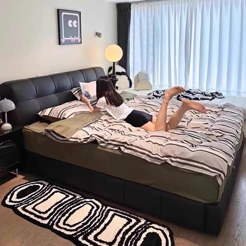 意式极简网红泡芙真皮床现代简约1米8双人主卧大床小户型储物婚床