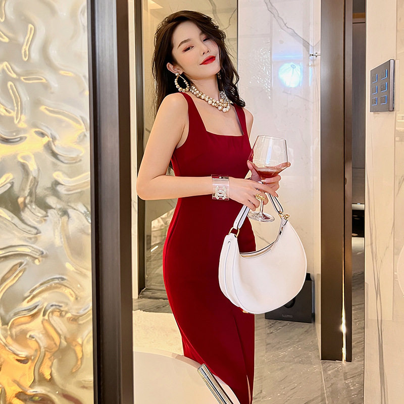 2026夏季新款女通勤气质背带开叉长裙无袖背心修身显瘦连衣裙5824
