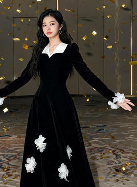 秋冬装赫本风V领收腰丝绒连衣裙立体花复古优雅年会约会裙15613
