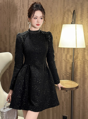 2025春装新款女法式设计感钉珠亮片收腰连衣裙赫本风小黑裙21628