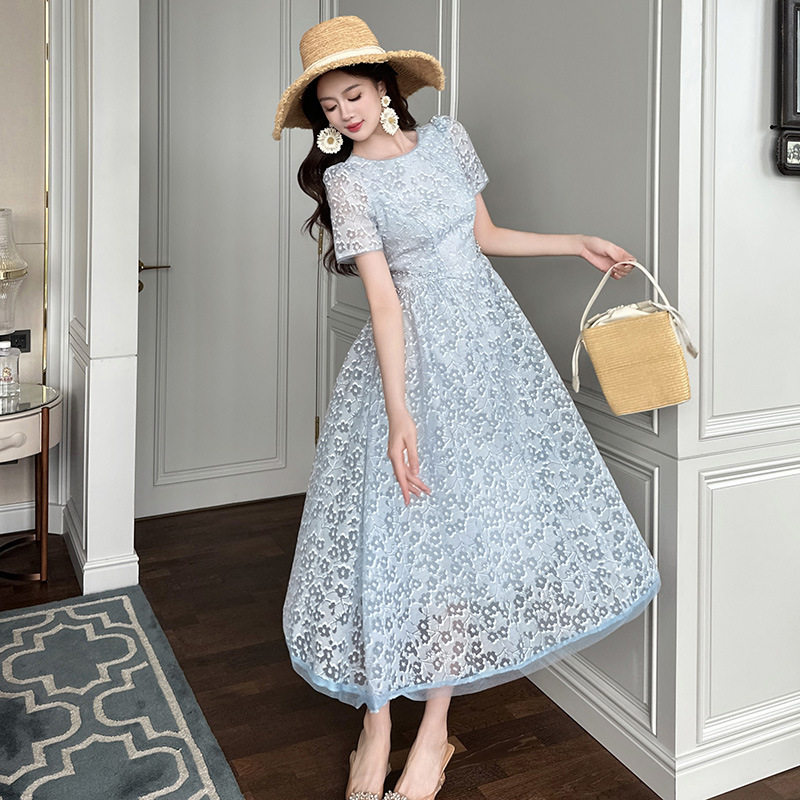 2026夏季新款法式气质蓝色蕾丝连衣裙夏掐腰度假大摆长裙女45156