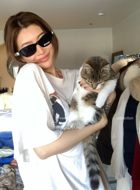 THREE GOOOD殷三吉 just be企鹅雾白萌趣松弛大版印花T恤