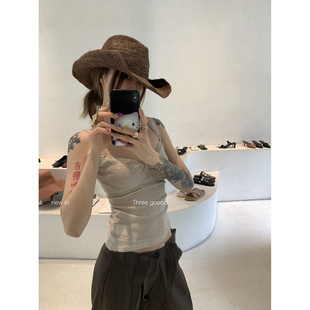 THREE GOOOD殷三吉 微闪氛围感银丝透透感复古钻石领扭结背心