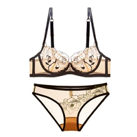 Черный тон кожи (с нижним бельем B)