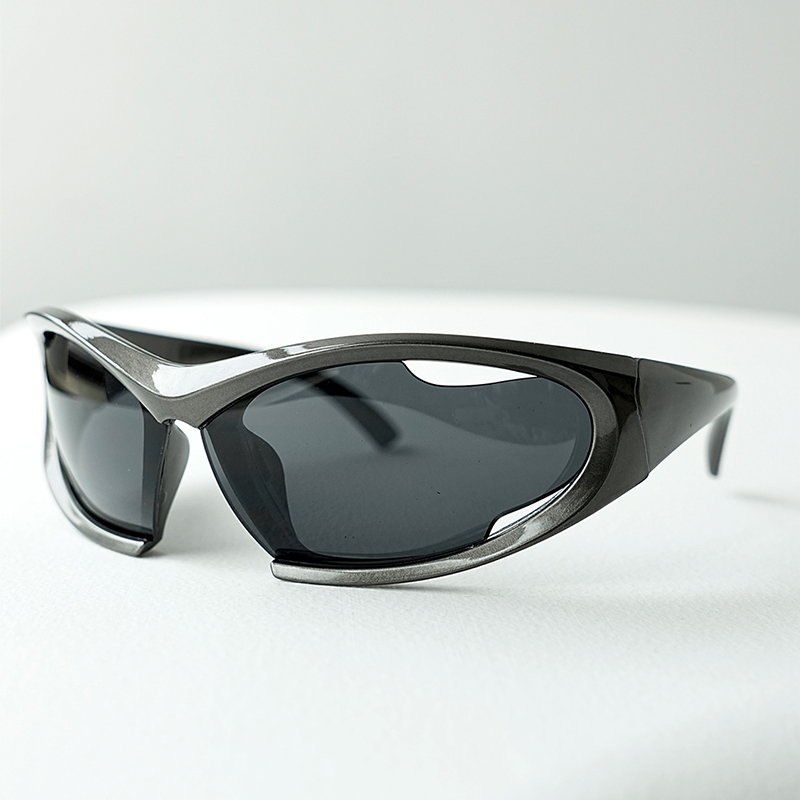 骑行反光连体墨镜洞防紫外线巴黎甜酷凹造型ins大框太阳眼镜男女