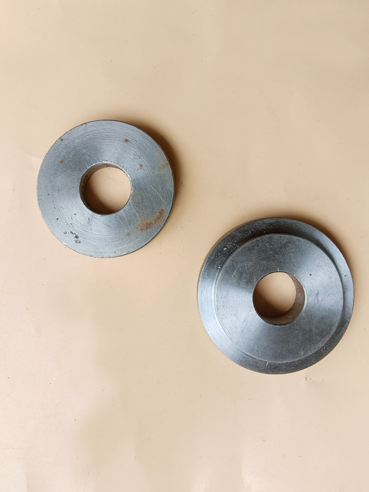감소 링 압력판 압력판 플랫 와셔 구멍 12.7MM 스테인레스 스틸 CNC 기계로 연삭 휠 톱날의 내부 구멍 크기 조정