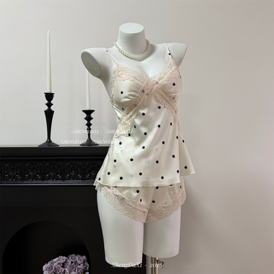 郑大嘻~黑糖奶欲 性感睡衣女夏季2025新款带胸垫吊带睡裙纯欲风