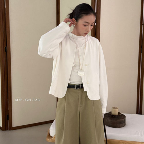6UP早秋韩系老钱风圆领纽扣牛仔外套女通勤极简慵懒穿搭新款61020